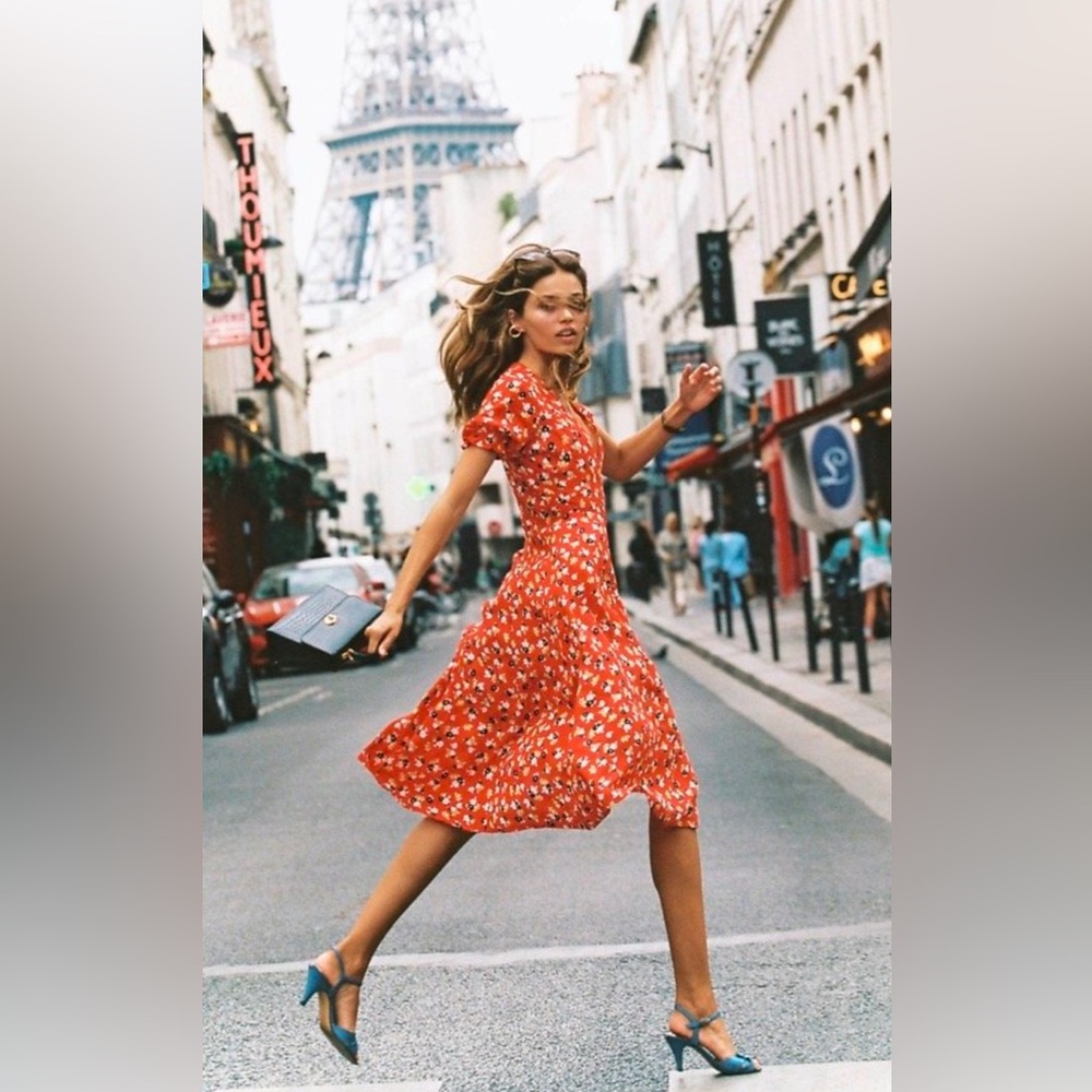 Faithfull the Brand Jasmine Ari red floral flowy midi dress - Size 6/M